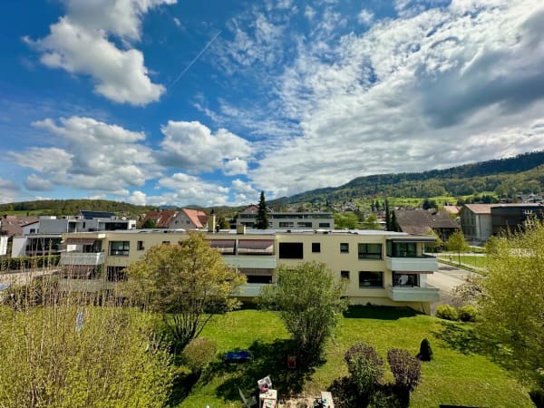 Immobilie in Büsserach - Modernisierte 5.5-Zimmerdachwohnung mit verglaster Terrasse und Garage - Bild 5