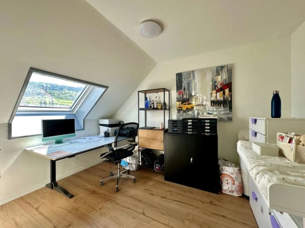 Immobilie in Büsserach - Modernisierte 5.5-Zimmerdachwohnung mit verglaster Terrasse und Garage - Bild 6