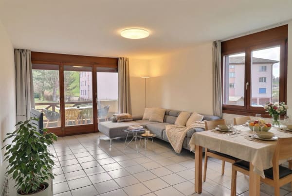 Immobilie in Le Mouret - Charmant appartement lumineux de 5.5 pièces avec balcon - Bild 0