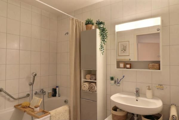 Immobilie in Le Mouret - Charmant appartement lumineux de 5.5 pièces avec balcon - Bild 9