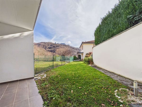 Immobilie in Lopagno - CASA CONTIGUA SU 3 PIANI CON GIARDINO E SPAZIO IDEALE PER STUDIO O ATT - Bild 4