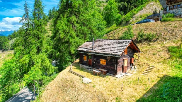 Immobilie in Ayer - EXCLUSIVITE Chalet rustique de 4 ½ pièces avec vue panoramique - Bild 0