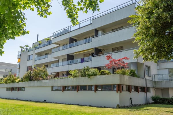 Immobilie in Horn - 4.5-Zi. Wohnung mit verglastem Balkon in attraktiver Lage in Horn - Bild 1