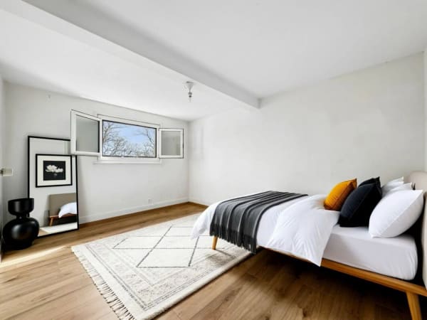 Immobilie in Yverdon-les-bains - IL OCCUPE TOUTE LA TOITURE DE L'IMMEUBLE ?VOTRE COCON SOUS LES TOITS FACE À LA THIELLE - Bild 8