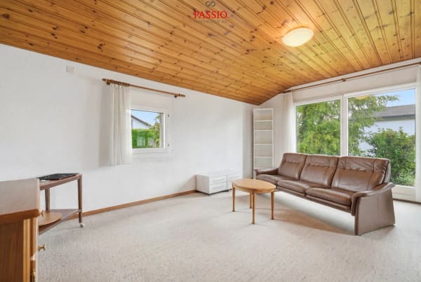 Immobilie in Worben - Charmantes 4,5-Zimmer-Einfamilienhaus mit Garten und Ausbaupotenzial - Bild 9