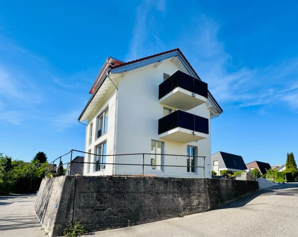 Immobilie in Brugg Ag - Stilvolle 7.5-Zimmer-Maisonette in Windisch - Bild 0