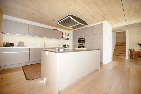 Immobilie in Kirchleerau - Wohnen und Arbeiten im exklusiven MINERGIE-Einfamilien-Holzhaus - Bild 8