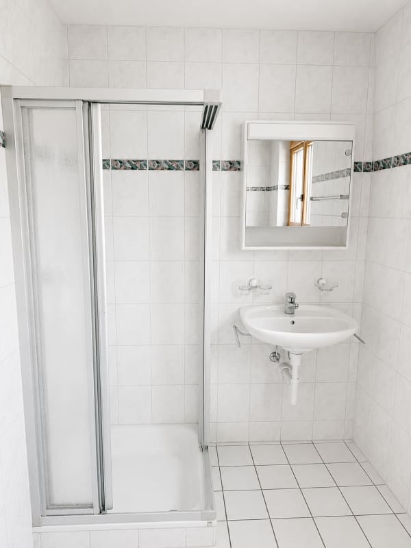 Immobilie in Heitenried - Attraktives Haus mit Einliegerwohnung - Bild 4