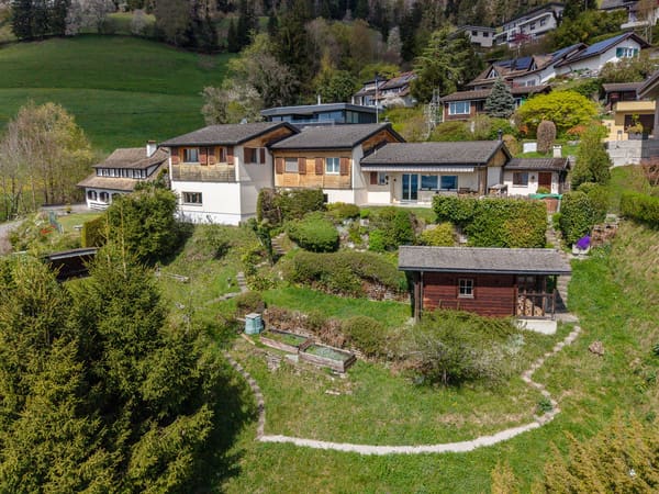 Immobilie in Eschenbach Sg - Familienglück mit Weitblick & aussergewöhnlichem Potenzial - Bild 0
