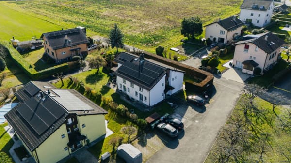 Immobilie in Villars-ste-croix - Exclusivité IMMO2Z : Belle villa mitoyenne familiale de 7.5 pièces - Bild 3