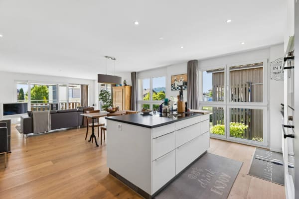 Immobilie in Staufen - Staufen: Moderne 5.5-Zi.-Wohnung mit grossem Balkon, ruhig - Bild 0
