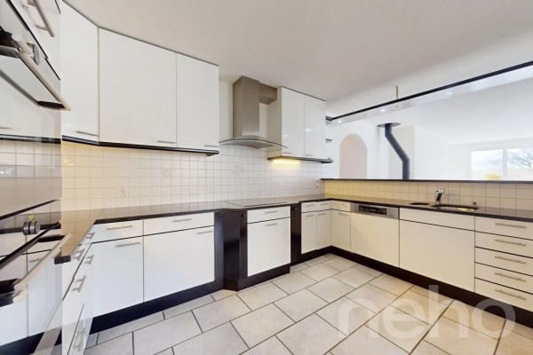 Immobilie in Düdingen - Grosszügige 7.5-Zimmer Terrassenwohnung in Düdingen - Bild 3