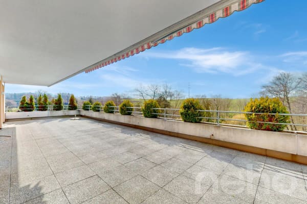 Immobilie in Düdingen - Grosszügige 7.5-Zimmer Terrassenwohnung in Düdingen - Bild 6