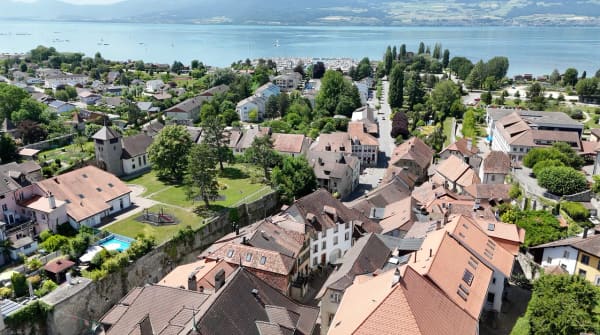 Immobilie in Estavayer-le-lac - Au coeur d'Estavayer-le-Lac Maison villageoise de 7 pièces A rénover - Bild 0