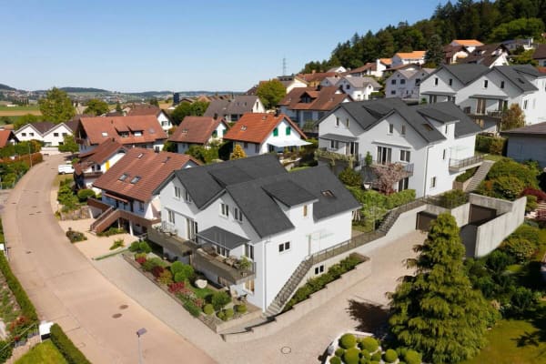 Immobilie in Hüttikon - Neubauprojekt in Hüttikon - Modernes Doppelhaus mit 6.7 Zimmern - Bild 0