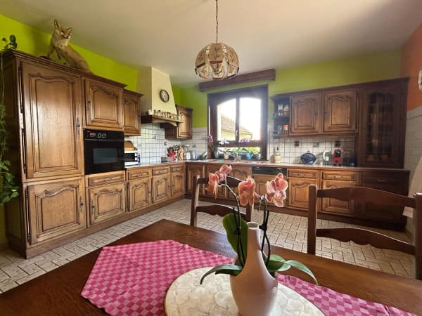 Immobilie in Boncourt - 9.5-Zimmer-Landhaus mit 1 ha Grundstück in Monthureux-sur-Saône (FR) nähe Basel und Boncourt - Bild 6