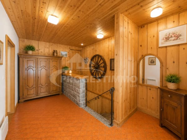 Immobilie in Les Marécottes - MAGNIFIQUE CHALET AUX VOLUMES EXCEPTIONNELS ET FORT POTENTIEL - Bild 6