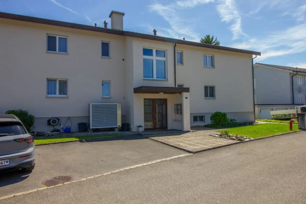Immobilie in Buchs Ag - GemÃ¼tliche 4.5 Zimmer-Wohnung an ruhiger Lage mit Hobbyraum, Garage und viel Gestaltungspotenzial Kopie - Bild 0