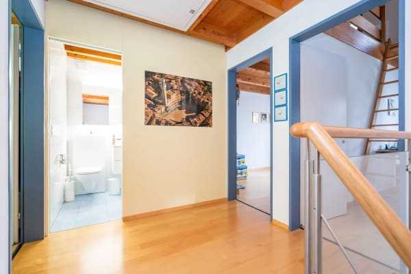 Immobilie in Worb - 5.5-Zimmer-Reihenhaus mit AussensitzplÃ¤tzen, zwei Balkonen und einem Einstellhallenplatz - Bild 6