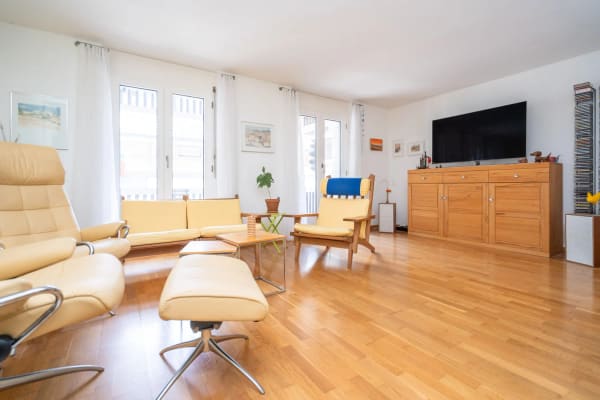 Immobilie in Worb - 5.5-Zimmer-Reihenhaus mit AussensitzplÃ¤tzen, zwei Balkonen und einem Einstellhallenplatz - Bild 7