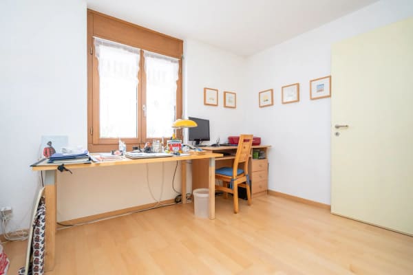 Immobilie in Worb - 5.5-Zimmer-Reihenhaus mit AussensitzplÃ¤tzen, zwei Balkonen und einem Einstellhallenplatz - Bild 9
