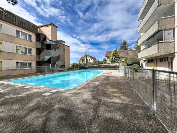 Immobilie in St-blaise - Appartement de 6 pièces entièrement à rénover - Bild 6