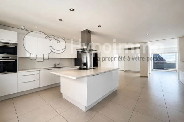 Immobilie in Les Ponts-de-martel - Spacieux et lumineux appartement de 5.5 pièces avec terrasse - Bild 0