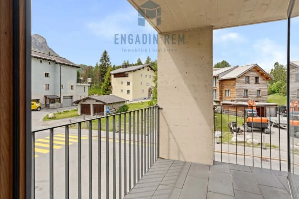 Immobilie in Maloja - Stilvolle 4.5-Zi-Wohnung mit hochwertigem Ausbau und gedecktem Balkon - Bild 4