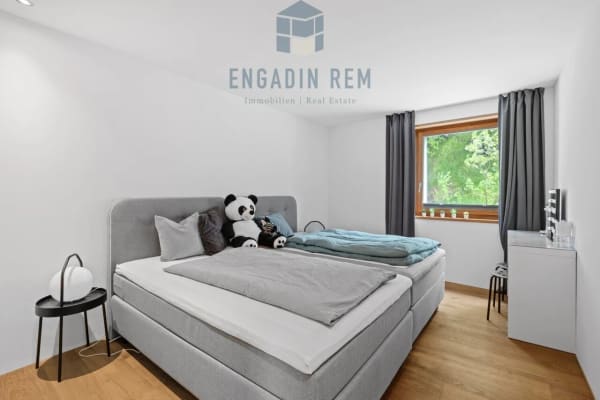 Immobilie in Maloja - Stilvolle 4.5-Zi-Wohnung mit hochwertigem Ausbau und gedecktem Balkon - Bild 9
