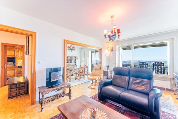 Immobilie in Fribourg - Appartement de 5 pièces au dernier étage avec un dégagement exceptionnel à vendre à Fribourg - Bild 3