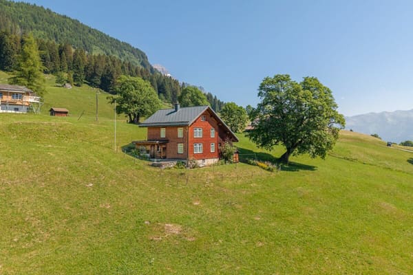 Immobilie in Braunwald - 6.5-Zi-Ferienhaus an idyllischer Panoramalage - Bild 18