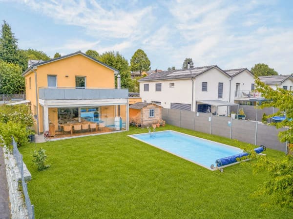 Immobilie in Carrouge Vd - Villa familiale rÃ©cente avec piscine chauffÃ©e et vue dÃ©gagÃ©e - Bild 1