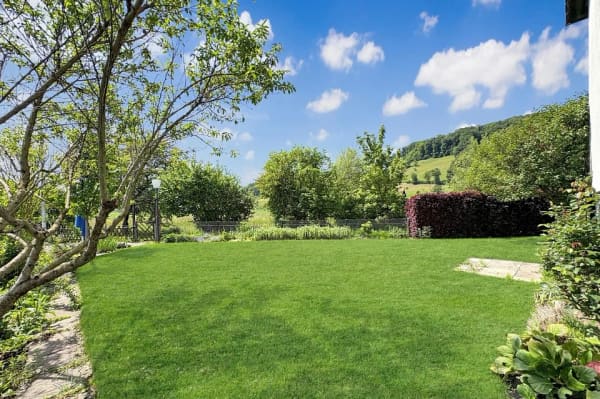 Immobilie in Worb - Zweifamilienhaus mit Pool und traumhaftem Garten an der Worble - Bild 3