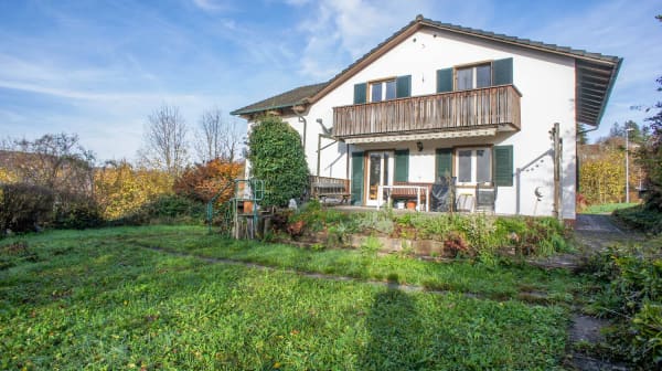 Immobilie in Oeschgen - Mehrgenerationenhaus für 3 Parteien - Bild 0