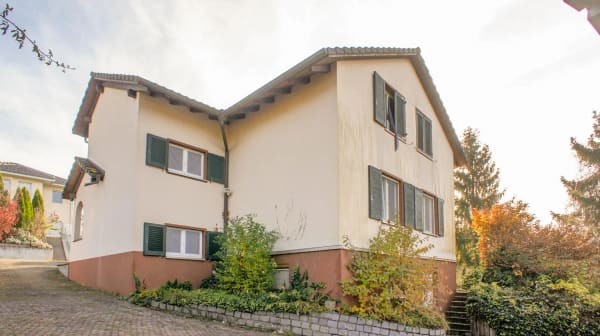 Immobilie in Oeschgen - Mehrgenerationenhaus für 3 Parteien - Bild 2