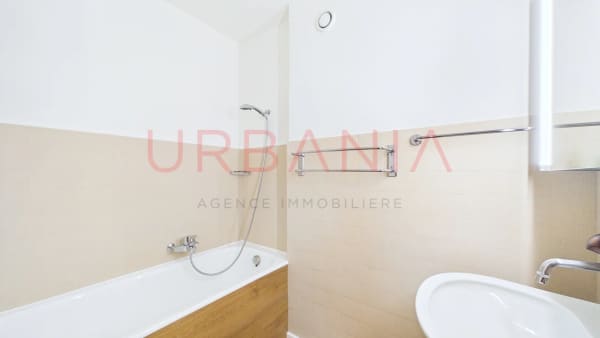 Immobilie in Collonge-bellerive - Bel appartement traversant au coeur du village - Bild 10