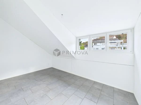 Immobilie in Wohlenschwil - Helle 4.5 Zimmer-Wohnung mit schÃ¶ner Aussicht und attraktivem Wohnkomfort - Bild 5