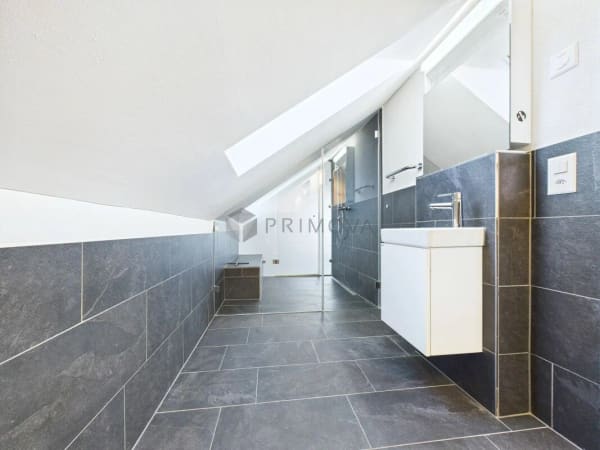 Immobilie in Wohlenschwil - Helle 4.5 Zimmer-Wohnung mit schÃ¶ner Aussicht und attraktivem Wohnkomfort - Bild 9
