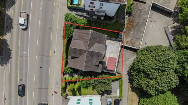 Immobilie in St. Gallen - Zweifamilienhaus mit 4 Garagenplätzen will entdeckt werden! Preis bankengeprüft! - Bild 3