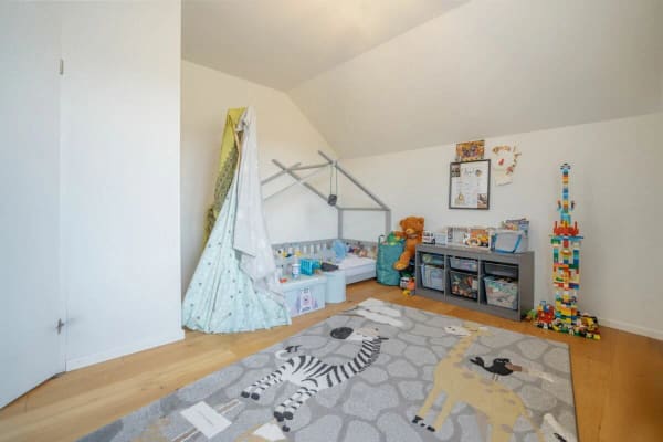 Immobilie in Gipf-oberfrick - Charmante 4.5-Zi. WHG mit Weitsicht und hochwertigem Ausbaustandard - Bild 9