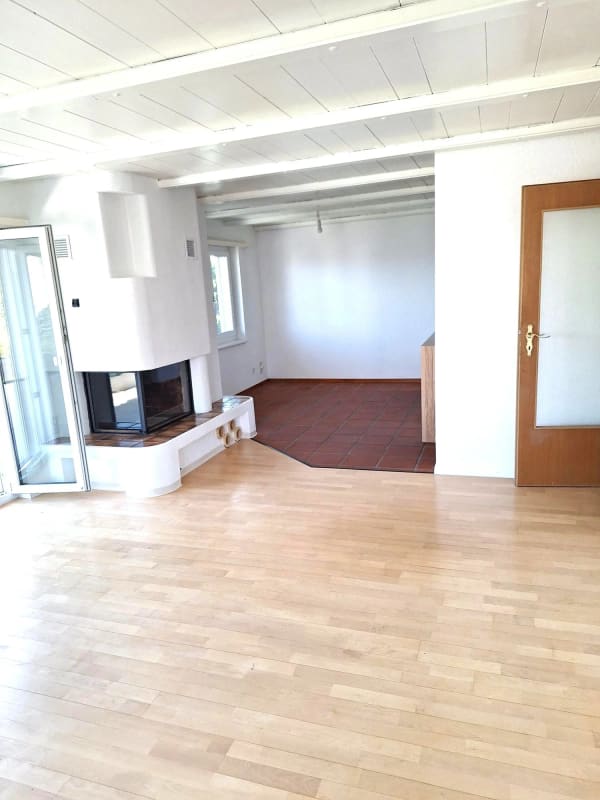 Immobilie in Attiswil - Sehr gepflegte 4.5-Zimmer-Wohnung im 1.Stock Ost mit Keller und Autogarage in Attiswil - Bild 0