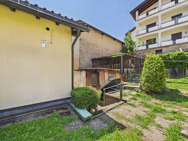 Immobilie in Cureglia - Casa unifamiliare di 7 locali con ufficio, ampio giardino e importante potenziale di ampliamento - Bild 18