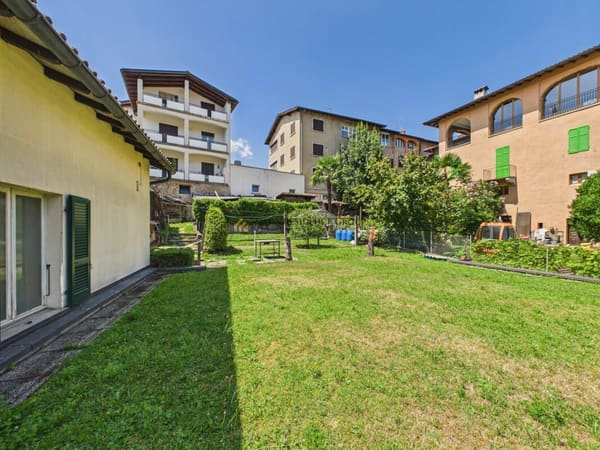 Immobilie in Cureglia - Casa unifamiliare di 7 locali con ufficio, ampio giardino e importante potenziale di ampliamento - Bild 23