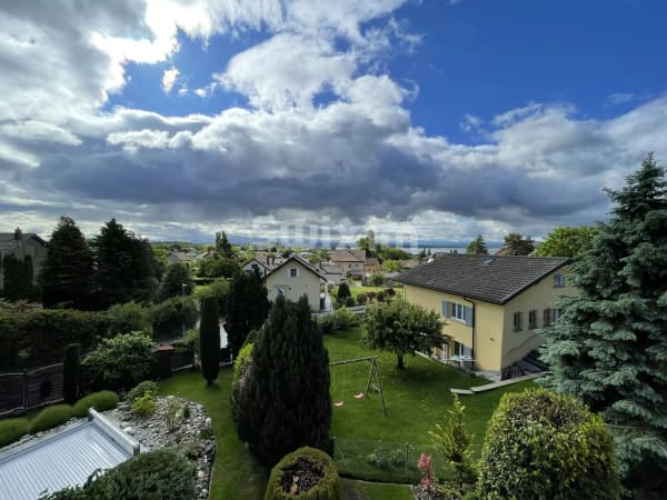 Immobilie in Bevaix - Maison mitoyenne 7 piÃ¨ces avec jardin, vue sur les Alpes et le lac - Bild 4