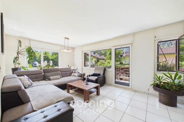 Immobilie in Brigerbad - Spacious 5.5-room flat with balcony in Brigerbad - Bild 1