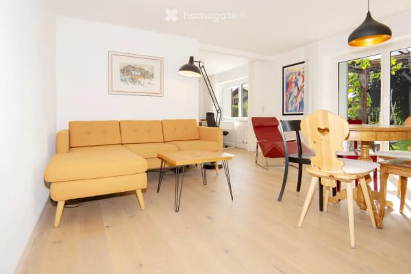 Immobilie in Flims Dorf - Charmantes 7.5-Zimmer-Einfamilienhaus in Flims Dorf mit herrlicher Aussicht - Bild 7
