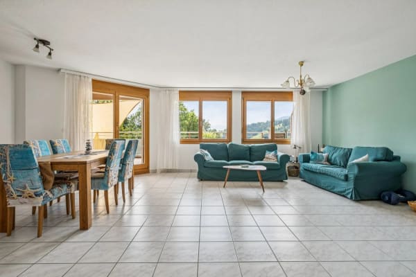 Immobilie in Rothenthurm - GrosszÃ¼gige Terrassenwohnung mit beeindruckender Aussicht - Bild 0