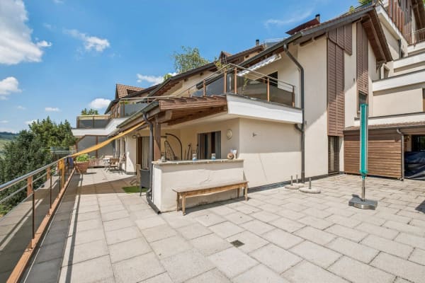 Immobilie in Rothenthurm - GrosszÃ¼gige Terrassenwohnung mit beeindruckender Aussicht - Bild 6