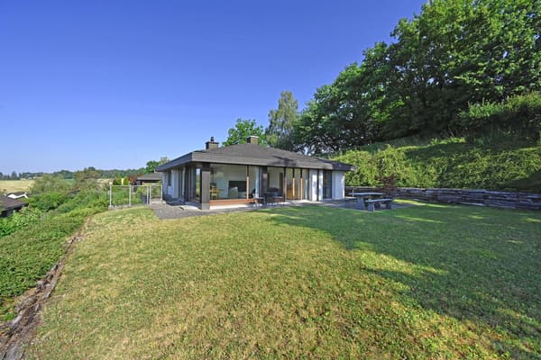 Immobilie in Herrenschwanden - Ein Zuhause mit Weitblick, Privatsphäre und Entwicklungspotenzial - Bild 1