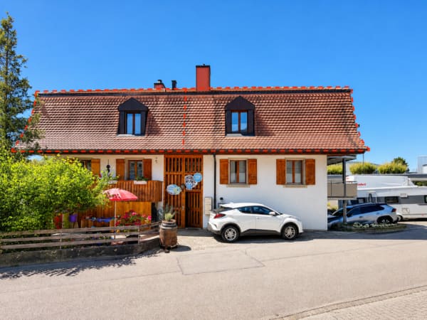 Immobilie in Aarberg - GrosszÃ¼gige 3.5 ZI Galerie-WHG im Herzen von Aarberg - Bild 2